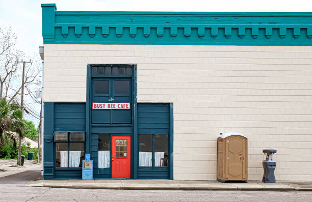 Portable bathroom rental in Springfield, MO
